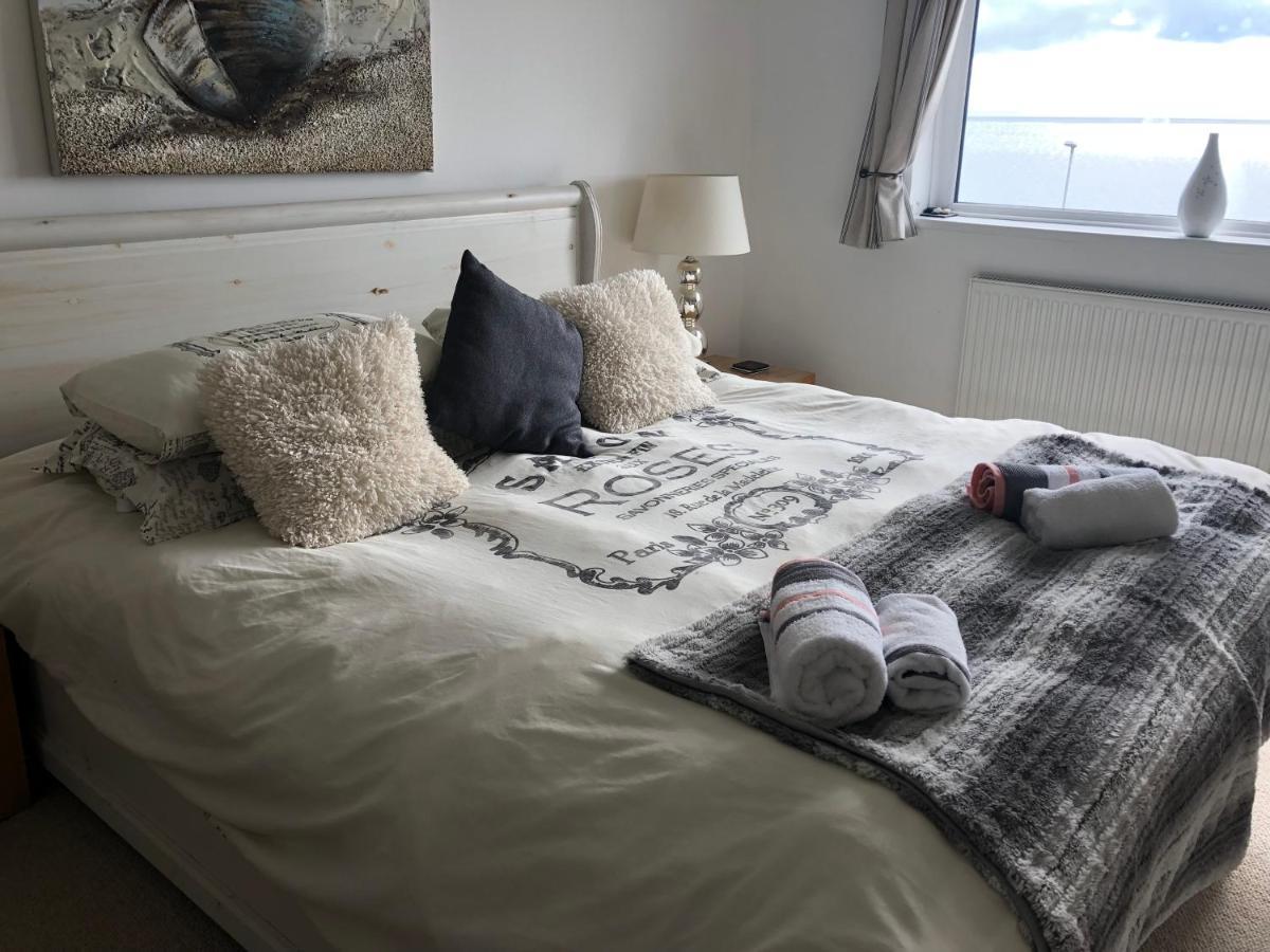 Stunning Beach Front House - Sleeps 6 พุชเฮลี ภายนอก รูปภาพ